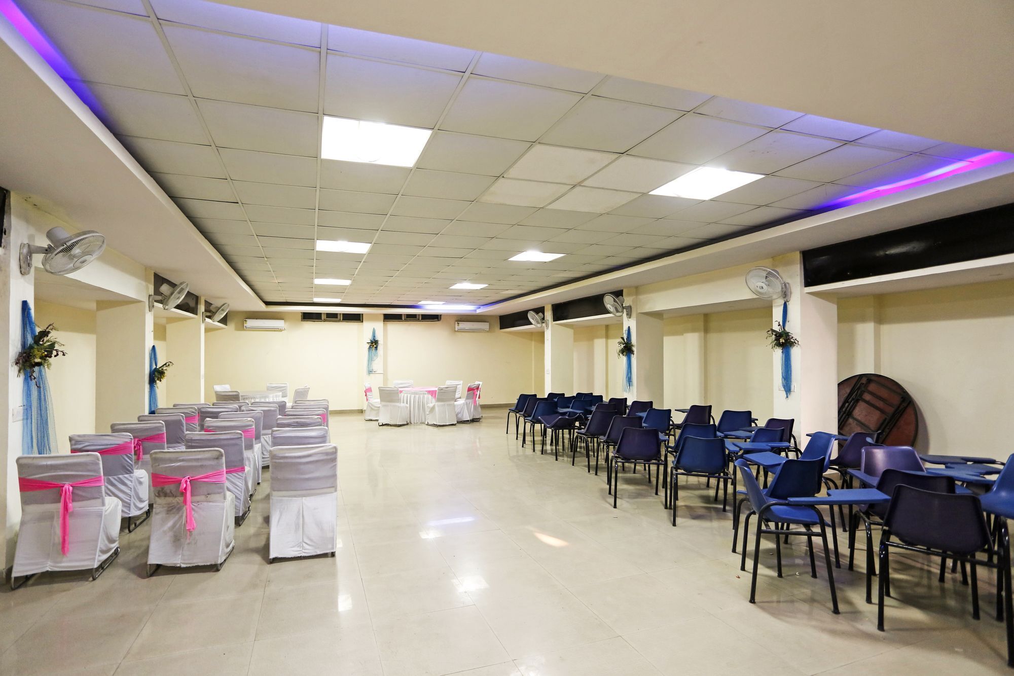 OYO 2807 Hotel Crosswinds Residency Indirapuram Exterior foto